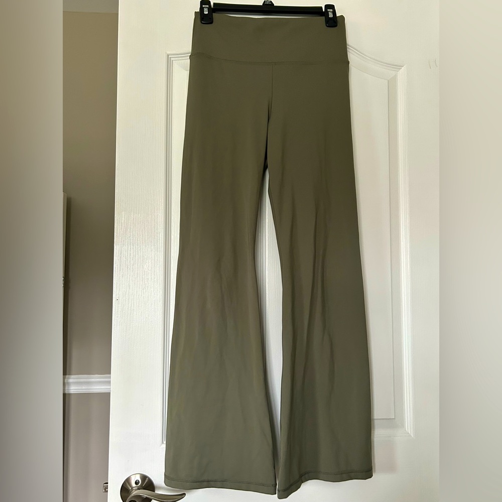 American Eagle The Everything Flare Leggings Olive Green High Waist